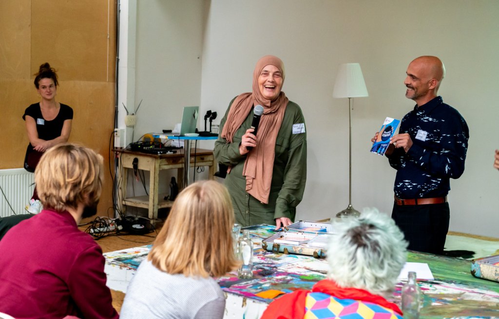 Cordaan presenteert de diversiteitskoffer tijdens de Sigra conferentie Diversiteit en Inclusie 2023.